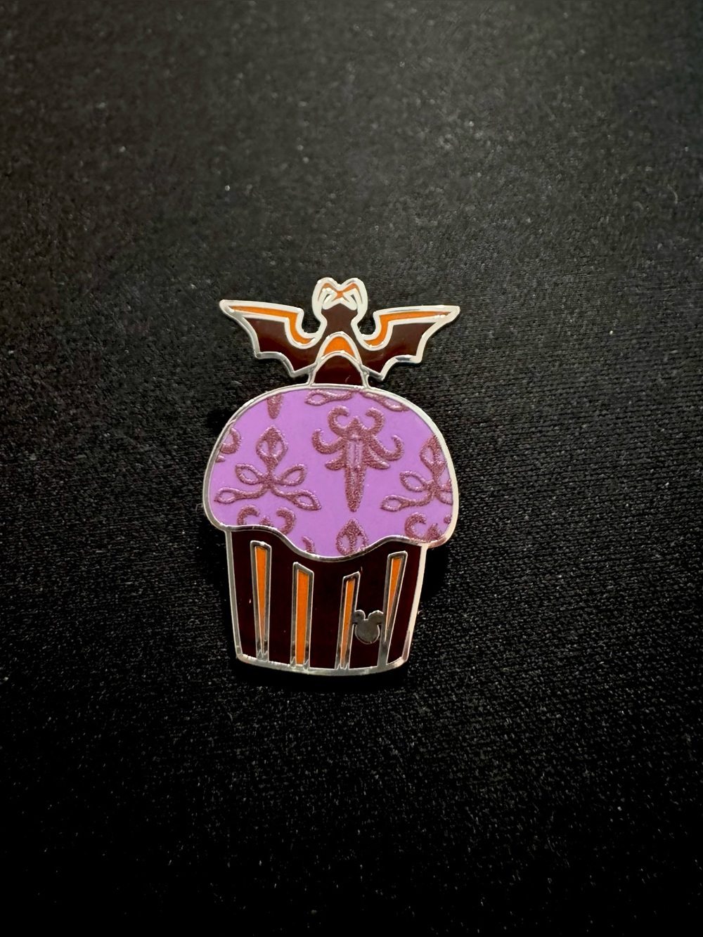 Disney Haunted Mansion CHASER Cupcake Hidden Mickey 2025 Pin Disneyland Wave B